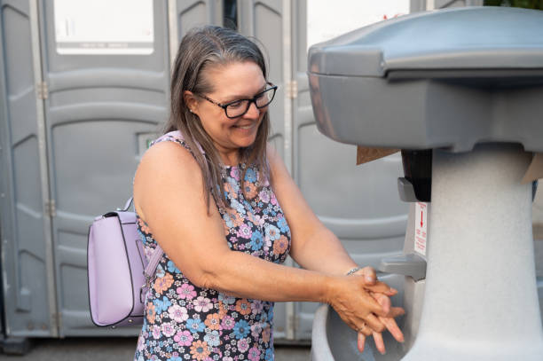 Best Portable toilet rental cost  in Shenandoah, VA